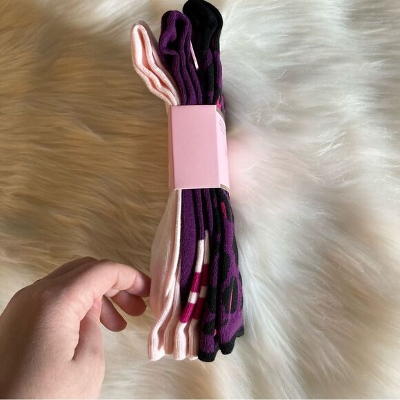 Kate Spade 3 Pairs of Crew Socks Purple Pink Leopard Striped NWT - Picture 2 of 8